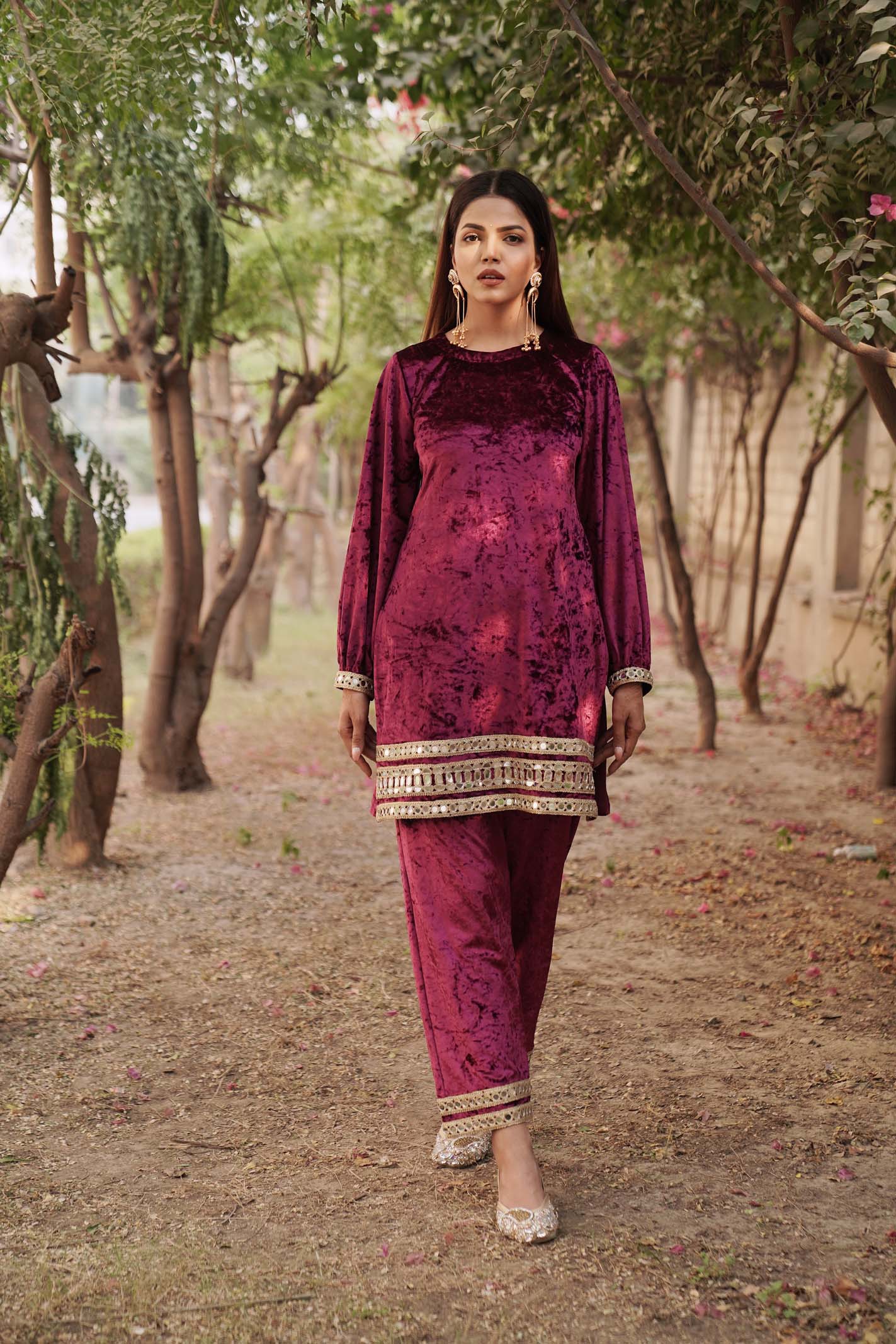 Navdana Pink Velvet Mirror Kurta with Pants - JUHI